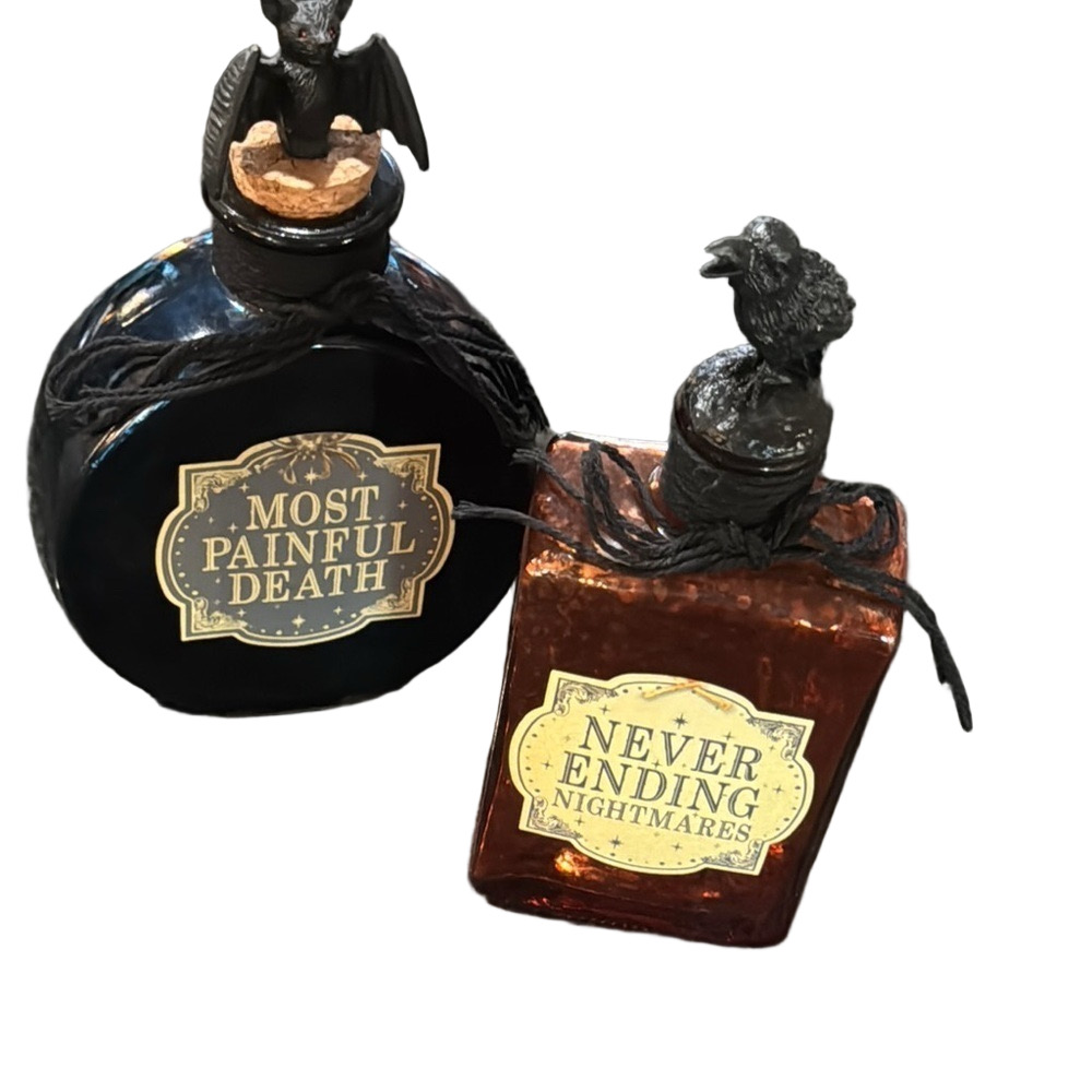 Set of 2 creepy decorative bottles Bat & crow